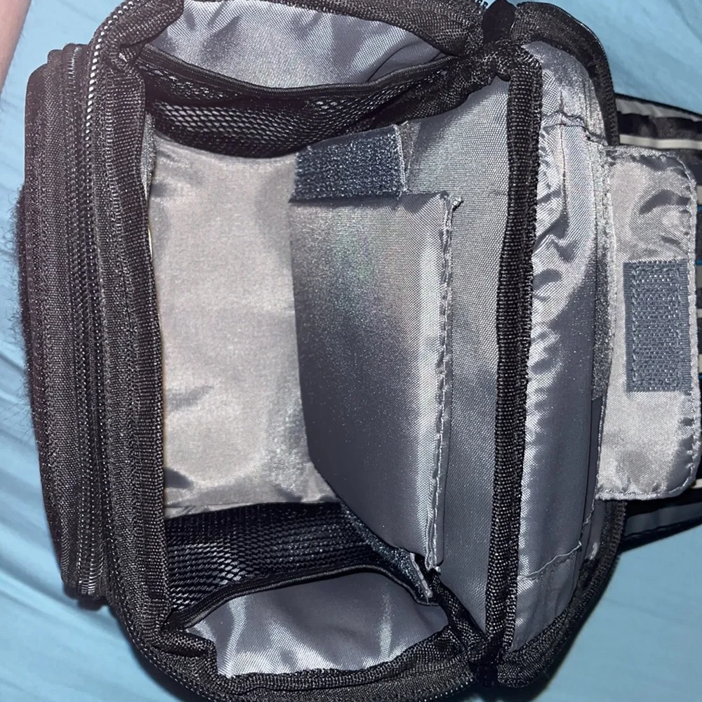 Nikon Coolpix L330 26x Optical Zoom with Carrying Bag